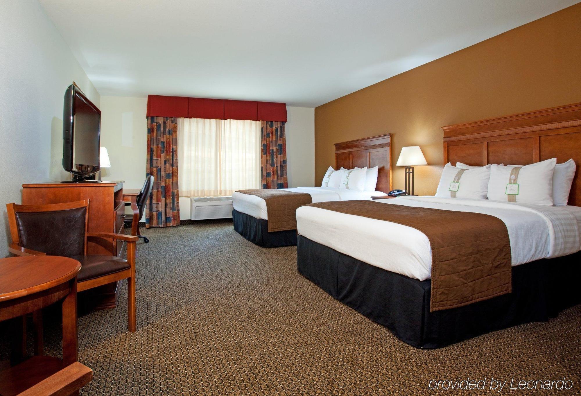 Holiday Inn Express & Suites Trinidad By Ihg Luaran gambar